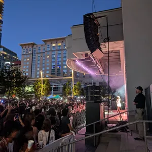 concert photo